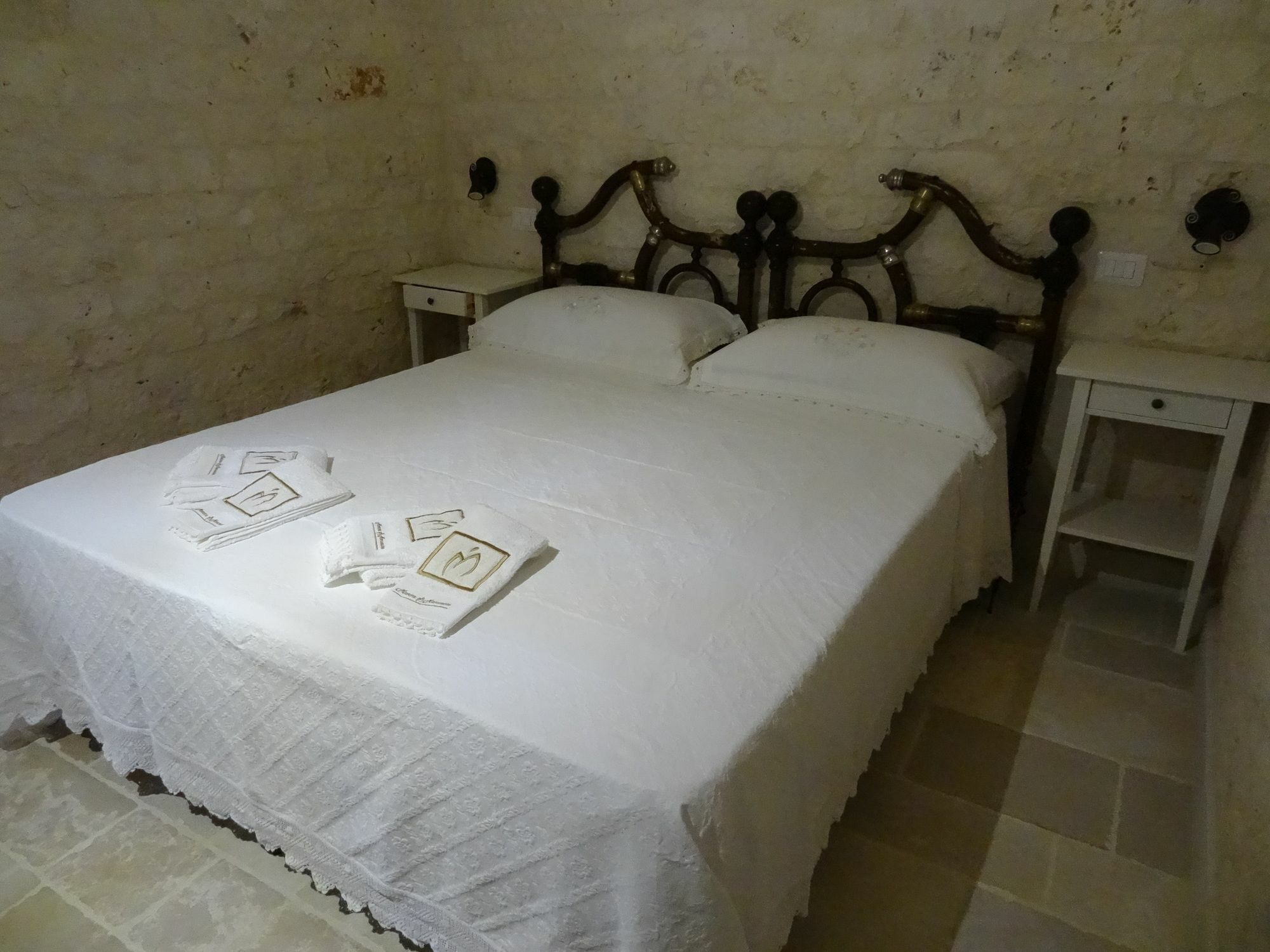L'Antico Casolare Bed & Breakfast Castellana Grotte Ngoại thất bức ảnh